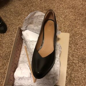 Clark Kadri Leah Black Leather Pumps